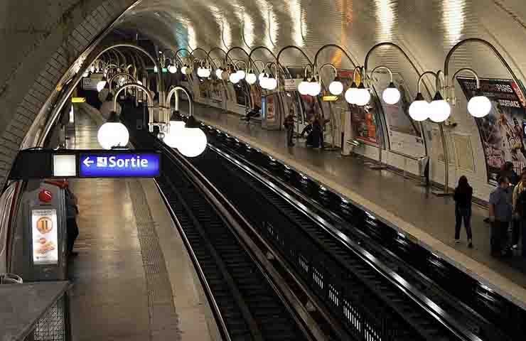 Stazione metro Parigi