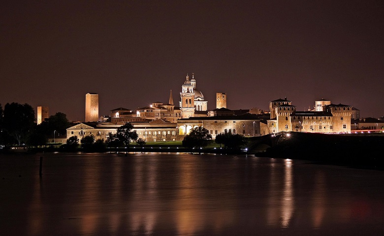 Mantova notte Lombardia 