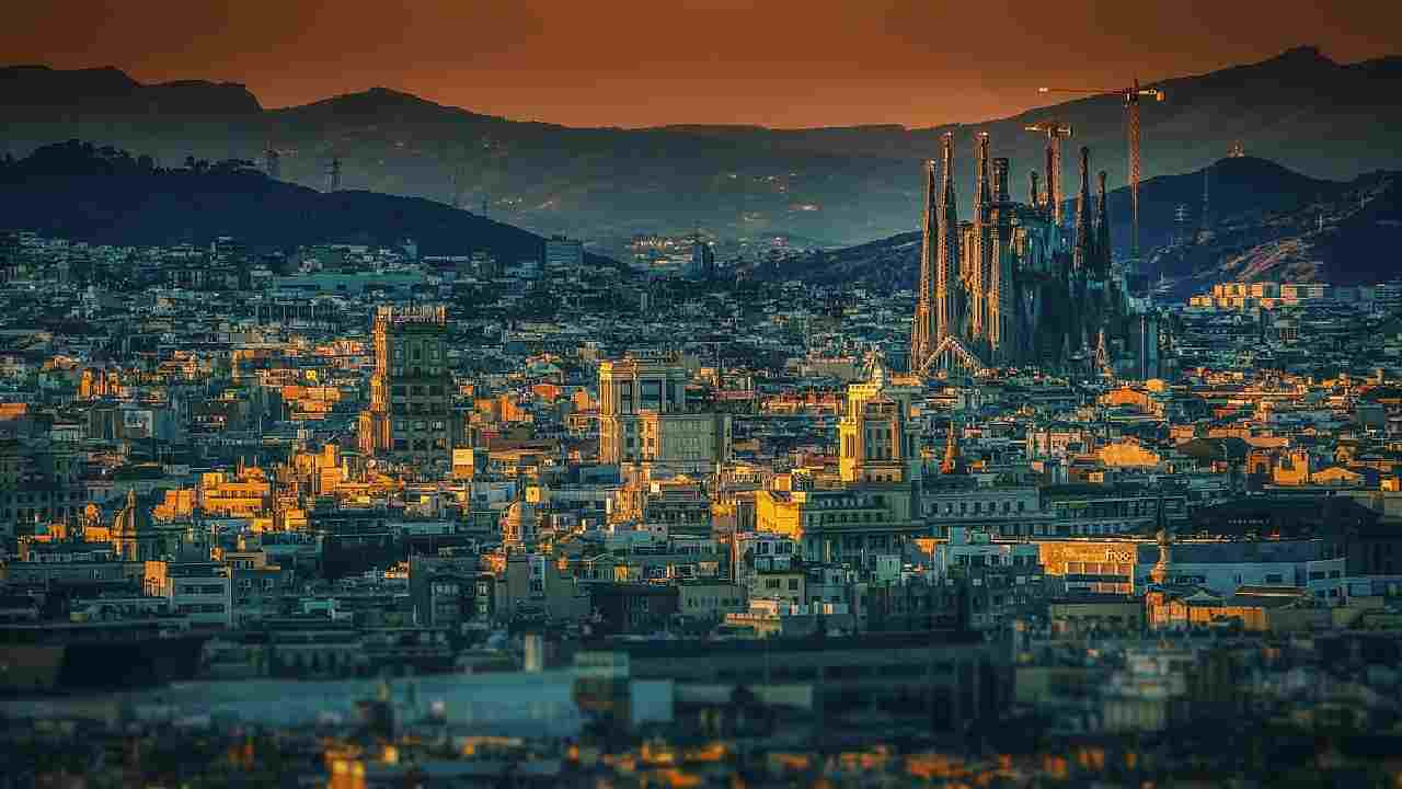 vista su Barcellona e sulla Sagrada Familia