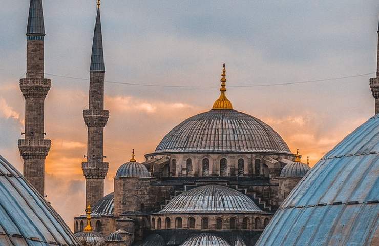 La cupola e alcuni minareti della Moschea Blu