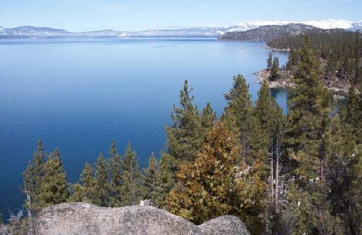 Lago Tahoe, nella Sierra Nevada