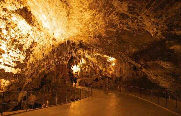 Grotte di Postumia, destinazione imperdibile per una settimana in Slovenia 