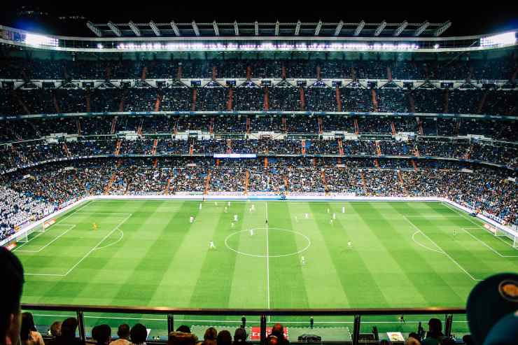 Partita di calcio allo stadio