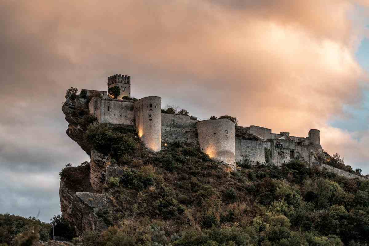 Castelli di Roccascalegna in Italia