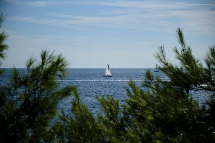 In Istria è possibile godere di un mare magnifico: si possono fare gite in barca mozzafiato