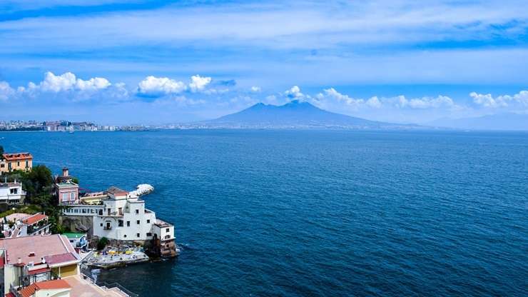 Napoli, vista Vesuvio