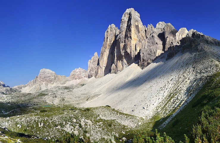 Regolare il turismo alle Tre Cime di Lavaredo: una scelta necessaria